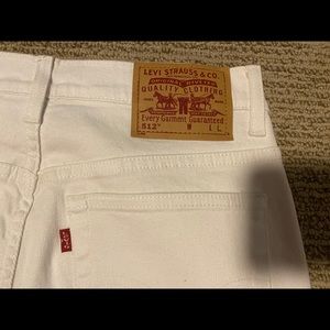 levi 512 tapered leg (long), lightly worn look new